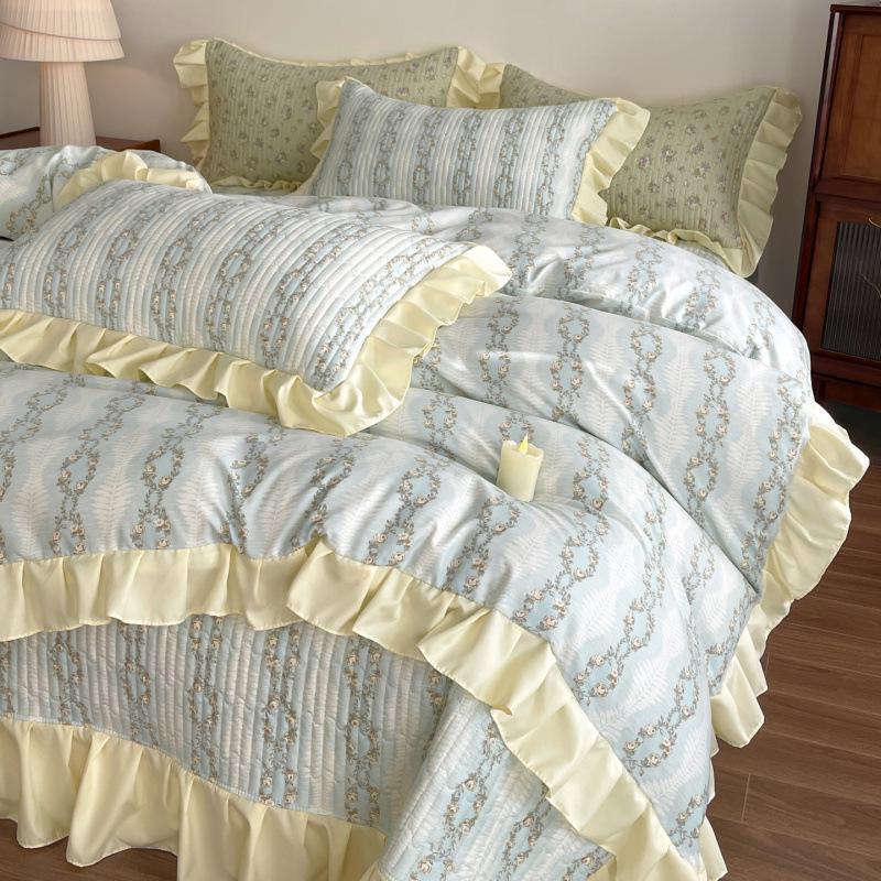 Spring/Summer Small Floral Lace Bedspread Set: 4-Piece, Skin-Friendly, Soft Imitation Cotton for Single Bed
