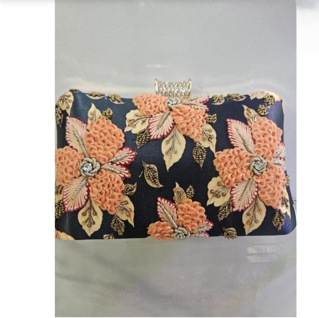 Party Purse & Handbag Designer Hand Embroidered Purse Wedding Gift Clutch Ladies Purse Luxury Bridal Accessory Gift for Her Sling Bag