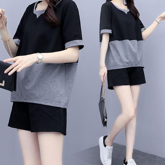 

Модный комплект с коротким рукавом больших размеров для женщин - Весна/Лето 2024 Свободный, стройнящий, двухпредметный с шортами 4XL серый