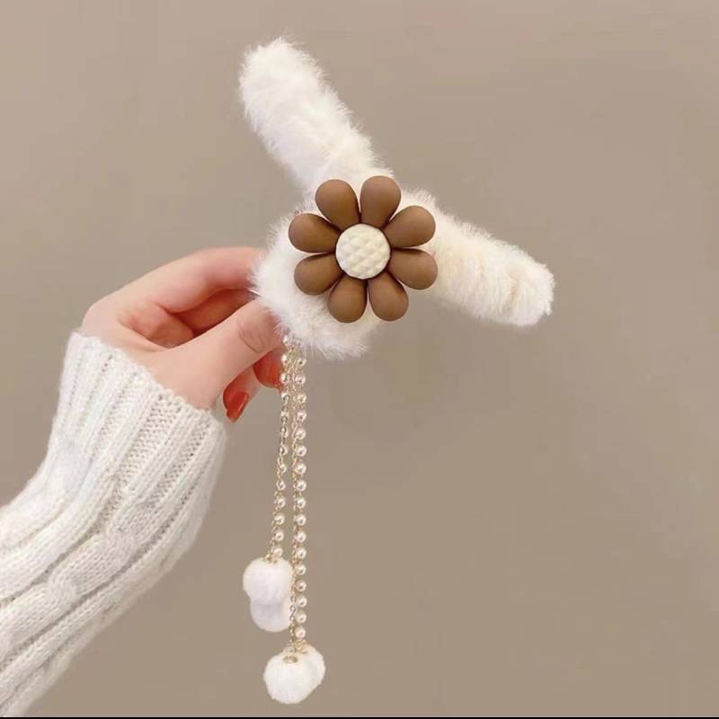 Korean Trendy Style Soft Plush Hair Grip For Girls Cute Bear And Designs Sunflower