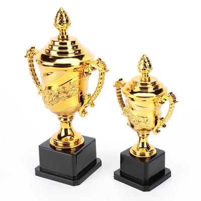 Zlatá trofej Odměna Pohár trofeje Soutěž Fotbal Malá trofej pro vítěze Trofej pro vítěze basketbalu a fotbalu Dárky pro vítěze