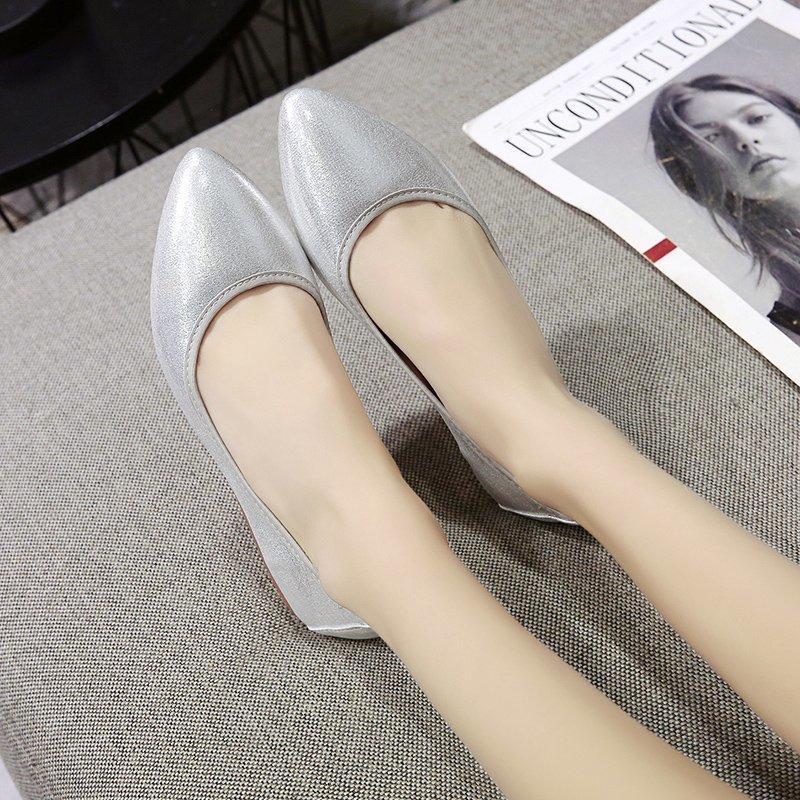 

Мягкая подошва, яичный рулет, одинарные туфли Doudou, весенние и летние туфли с небольшим горлом, женские туфли большого размера, заостренные балетки на плоской подошве 44 серебряный