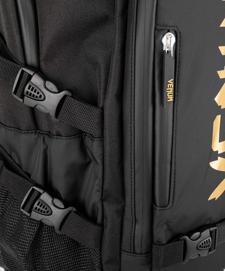 Venum Challenger Xtrem Evo Backpack x (Black Gold)