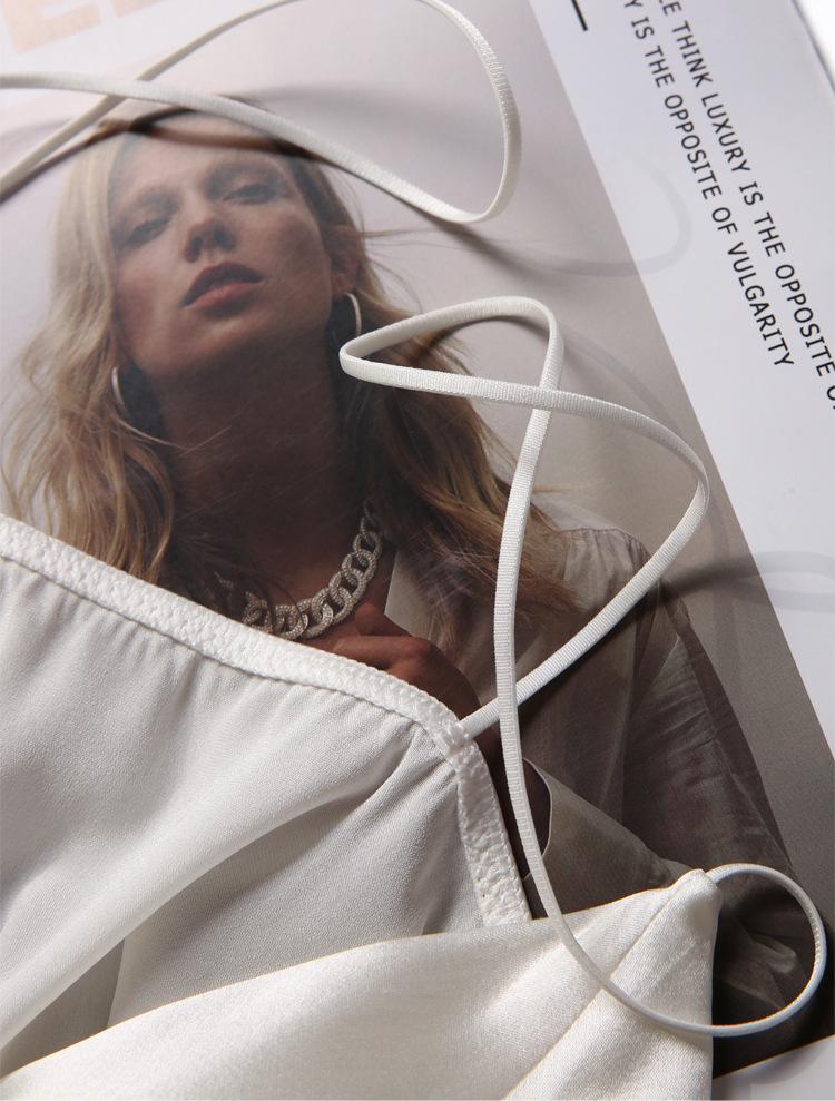 Fairy Senseless 19 Momme Silk Adjustable Wireless Bandeau Bra