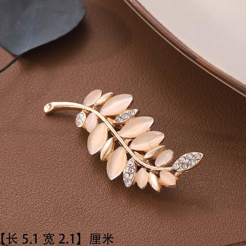Brooch Premium Niche Accessories Versatile Creative Women's Collar Pin Diamond Anti-light Temperament Corsage