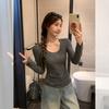 Off-white U-neck with exposed collarbone, front shoulder, long-sleeved knitted bottoming shirt inside, wear it in early autumn, waist, top for women