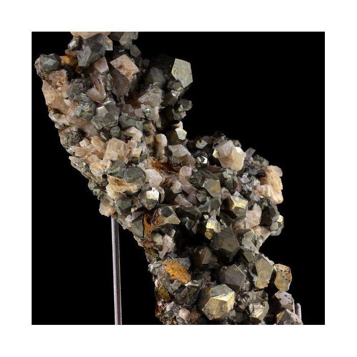 Pierres et Minéraux. Pyrite + Dolomite. 608.90 ct. Mésage Mine, Saint-Pierre-de-Mésage, France.