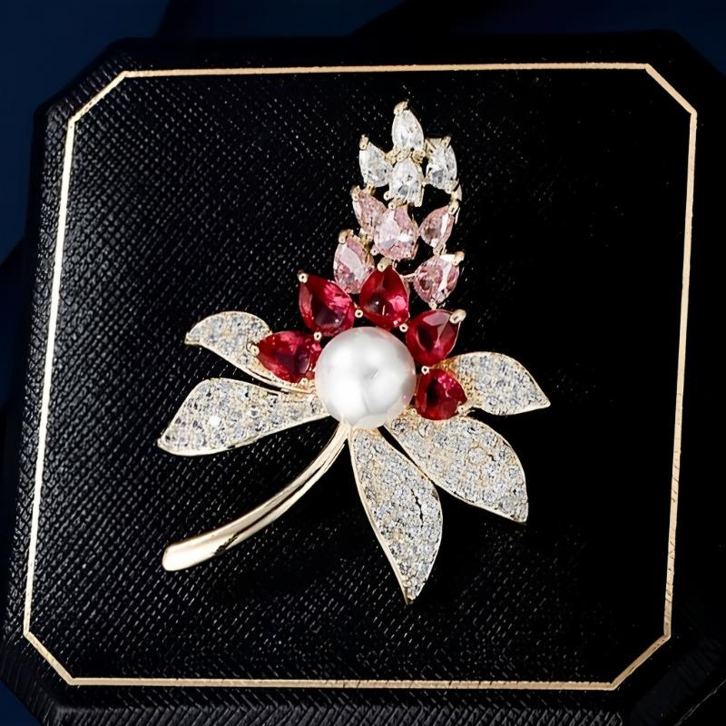 A High-end, Exquisite Floral Brooch for Women with A Niche Design Sense