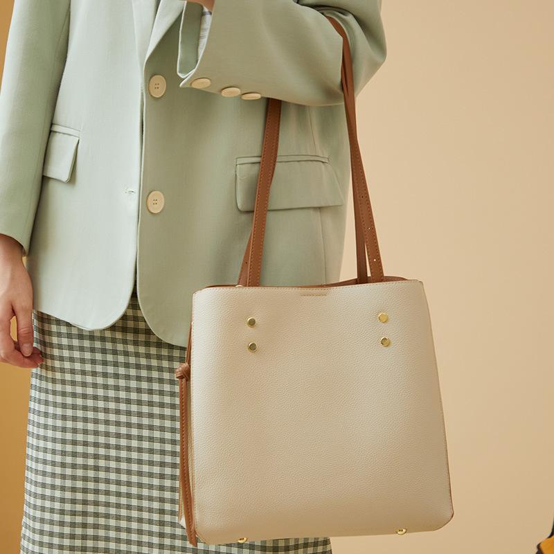 Customized Version of Large-capacity Tote Bag, New Trendy Fashion and Simple Shoulder Bag PU Soft Leather Women's Commuter Bag, Large Bag