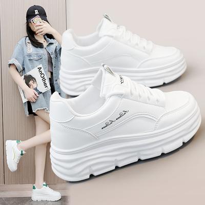 Scarpe da Donna in Pelle Estate 2026 Scarpe Bianche Piccole con Suola Spessa Scarpe Casual di Alta Moda Scarpe da Donna alla Moda