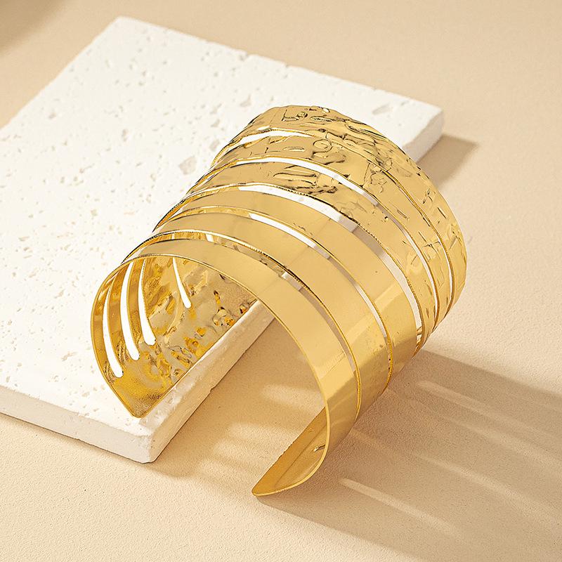 European & American Trendy Geometric Bangle - Women's Unique, Creative Open-Style Jewelry