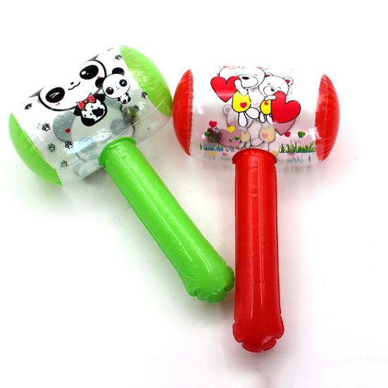 Přenosná dětská nafukovací hračka se zvonem a kladivem jako dárek k narozeninám