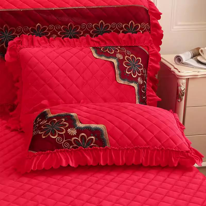 Thick Milk Velvet and Cotton Pillowcase Set Paired with Thick Velvet and Quick Heating Cotton Pillowcase for Warmth