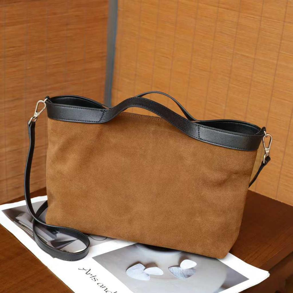 Bolsa Tote de Couro Bovino Fosco Camurçado 2025: Bolsa Transversal Feminina de Grande Capacidade para Outono/Inverno