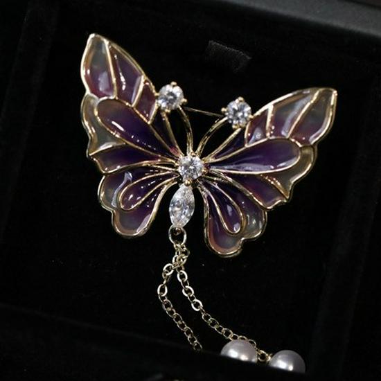 Bo Xin Yun Elegant Tassel Butterfly Brooch with Zircon  Pearl