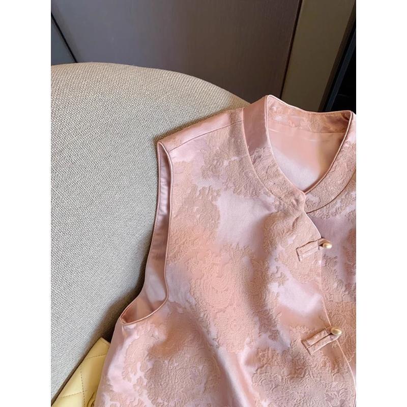 2025 Design sense Jacquard disc buckle vest women's spring high-end sense niche stacked vest women's top