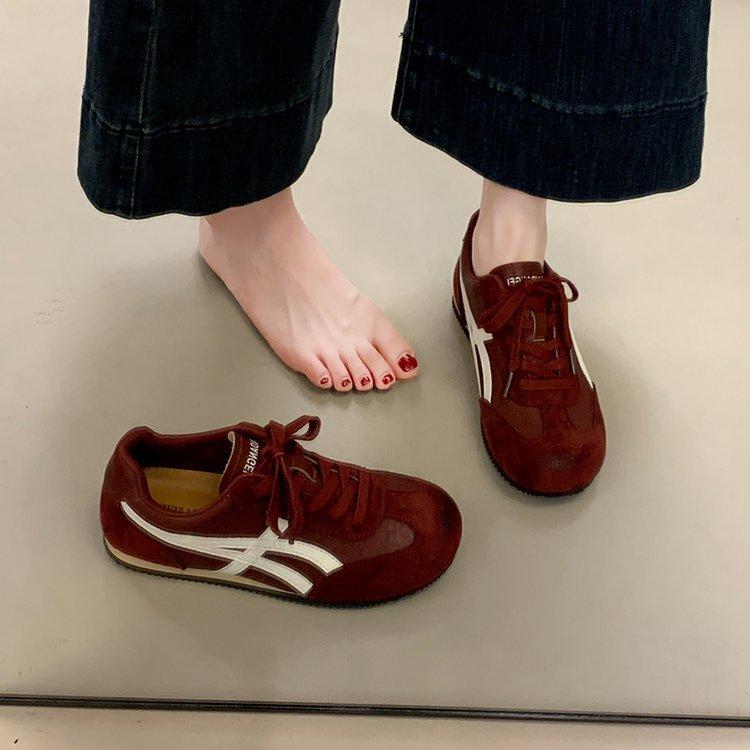 Cowhide Version! Red German Training Shoes Women's 2025 New Autumn Popular Versatile Forrest Gump Shoes Sports and Leisure Board Shoes