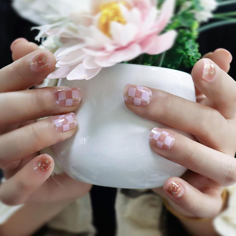 Plaid Glitter Nail Tips Set: 24 Fresh, Gentle, and Wearable Whitening Style False Nails.