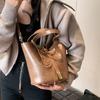 Niche Portable Vegetable Basket Bag Women's New Trendy Fashion Bucket Bag Temperament Messenger Bag