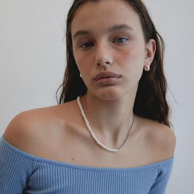 MIDNIGHT MOMENT Half and Half Necklace