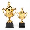 Goldene Plastiktrophäe Goldener Pokal mit Deckel Spiel-Match-Trophäe Rosenmuster Siegerpreis Trophäe für Meisterschaften Turniere