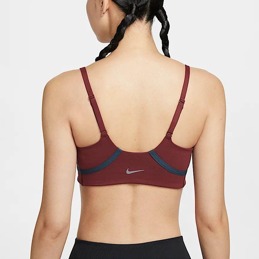 Nike Ein umwandelbarer Damen-Sport-BH mit leichtem Halt und leichter Polsterung HF5367-619