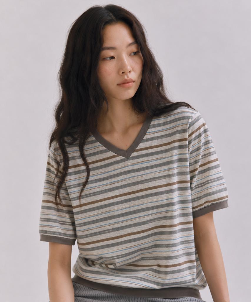 Sayu Mild Stripe V-Neck Short Sleeve Pullover Mocha