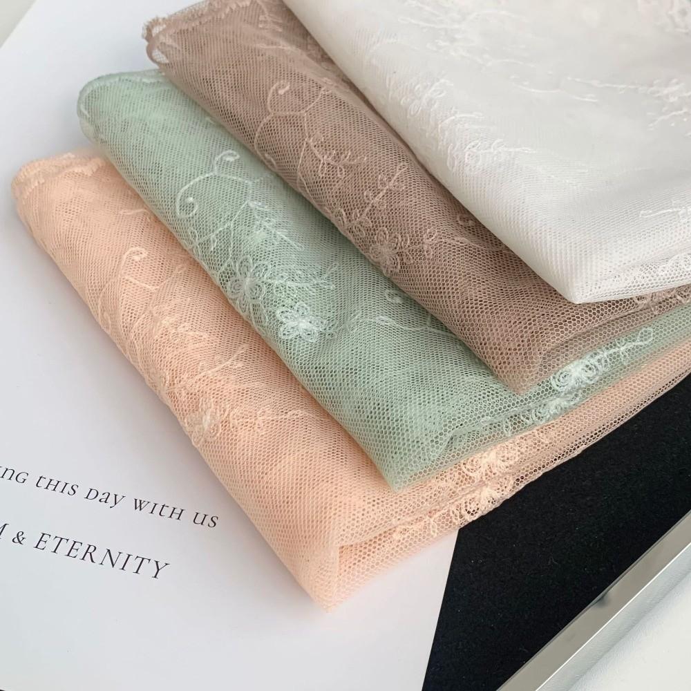 Breathable Sunscreen Lace Shawl Lightweight Neck Protection Scarf Fashion Lace Scarf  for Women