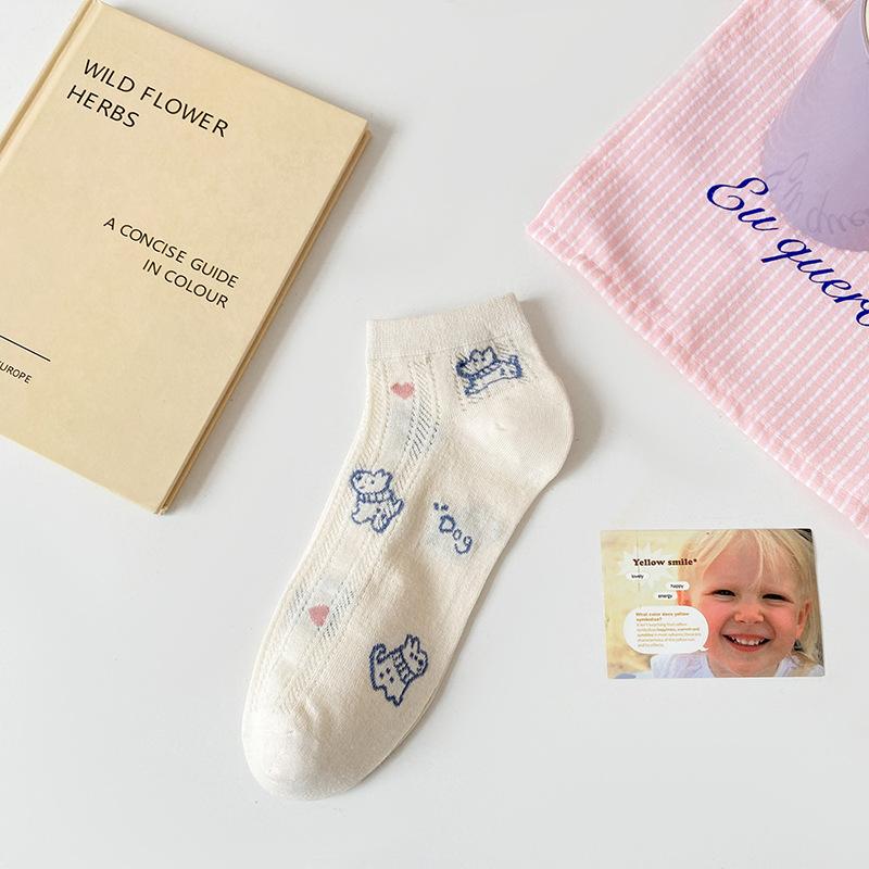Chaussettes courtes pour femmes pour le printemps et l'été, Maille ultra-fine, Perforées, Respirantes et Mignonnes Chaussettes courtes en coton à motifs de dessins animés, Socquettes