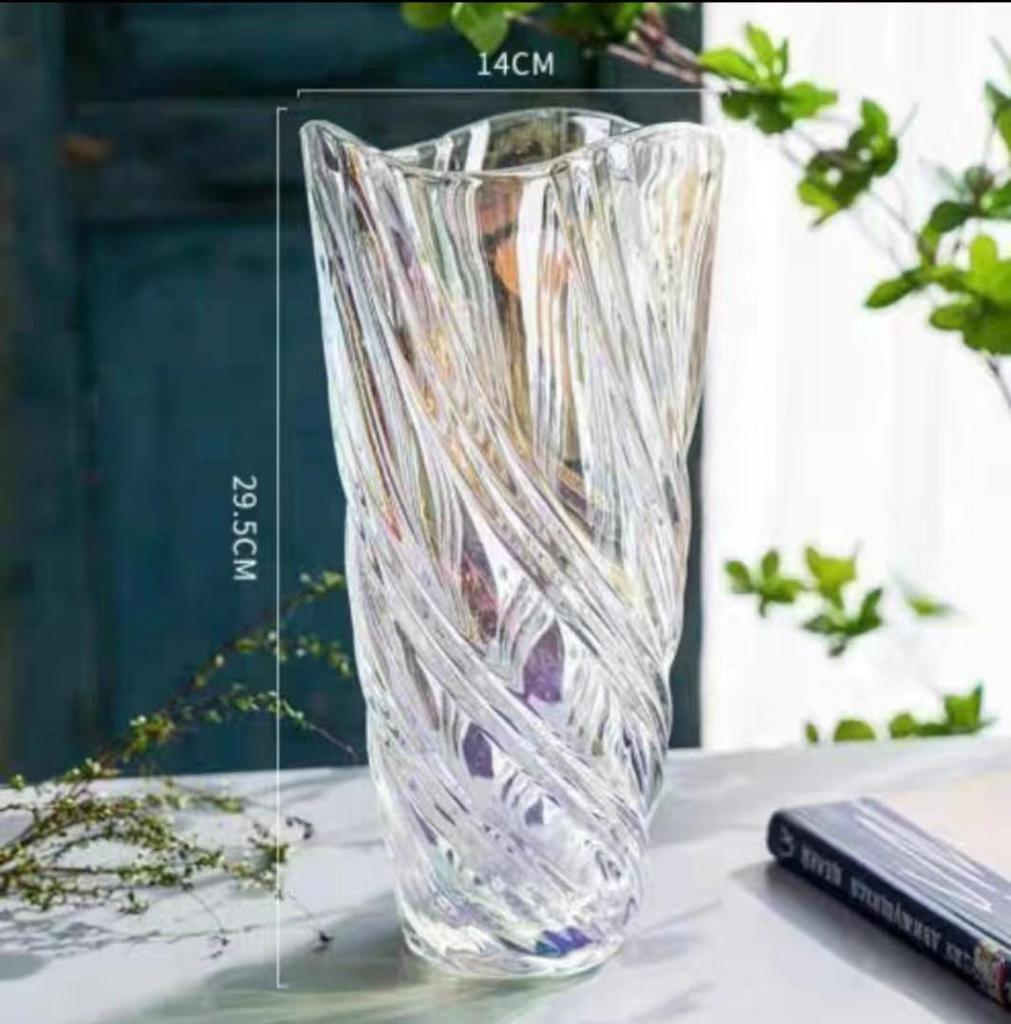 High-End Transparent Glass Crystal Vase for Fresh Flower Arrangements