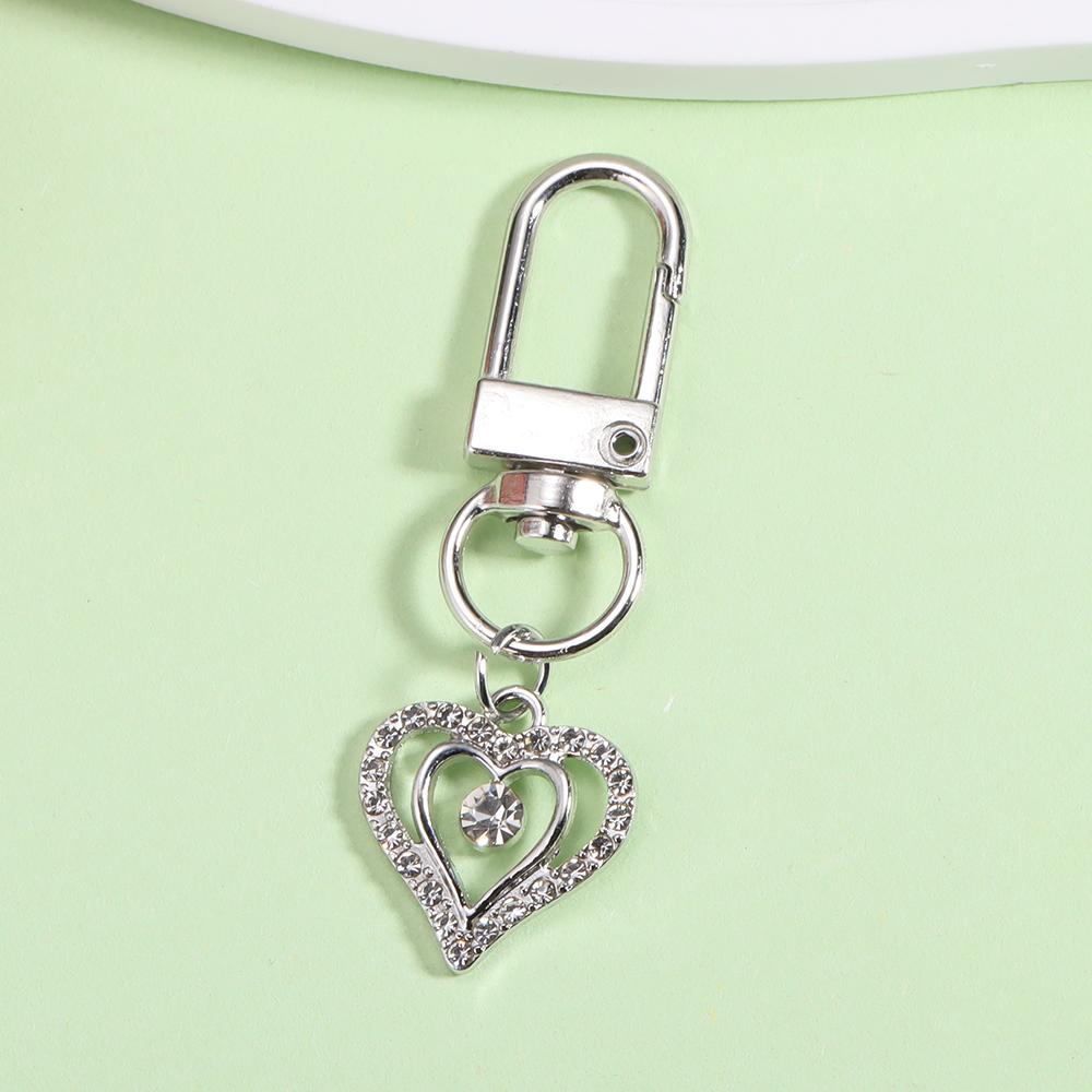 Sparkling crystal pearl Snowflake Keychain Boho Zinc alloy metal Key Chain Ring for Women Kids Christmas Accessories Keyholder