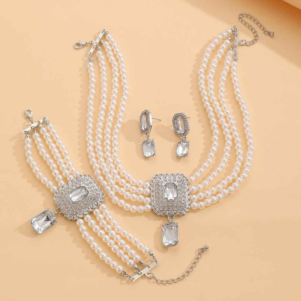 European & American Fashion Multi-Layer Pearl Crystal Jewelry Set: Necklace, Earrings & Bracelet