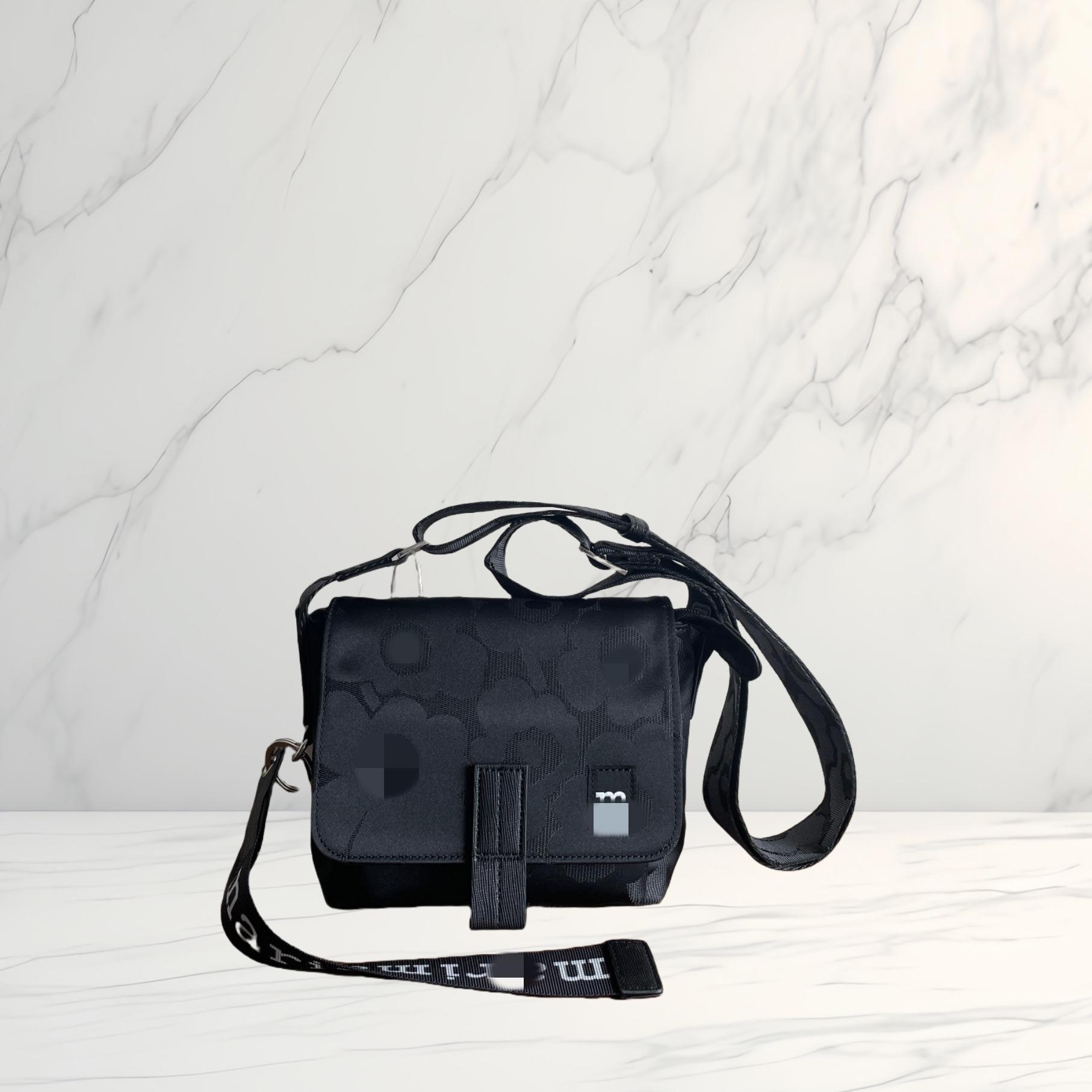 

Little Armor Finnish Jacquard Small Square Crossbody Bag - Lightweight Flap Shoulder Bag Nylon