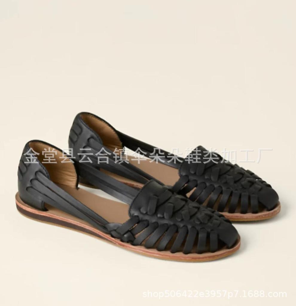 New Flat-soled Women's Shoes and Sandals Size