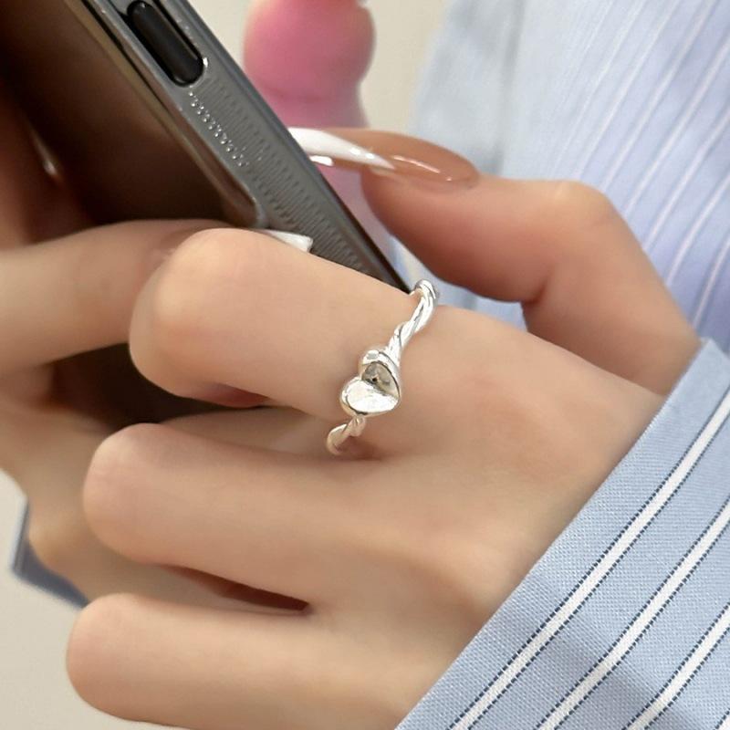 Versatile Twisted Heart Ring for Women - Fashionable, Cool, Stackable, Open Adjustable Design, Perfect for Index Finger