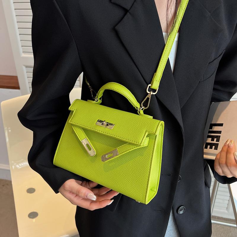 Handbag Women's Versatile Commuter Shoulder Messenger Bag