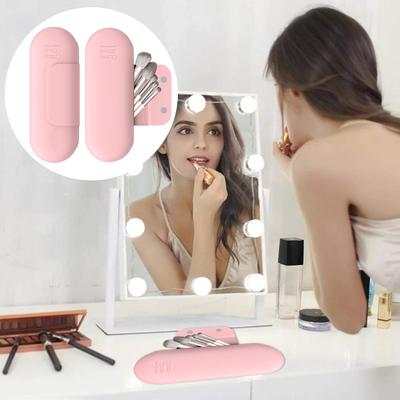 Portapennelli da trucco in silicone, borsa portaoggetti a grande capacità, portapennelli cosmetici portatile con chiusura magnetica