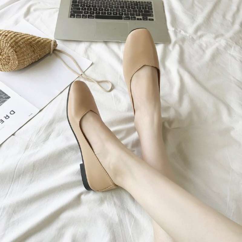 

Туфли на мягкой подошве 2025 весна и лето новые универсальные на плоской подошве больших размеров туфли бабушки на толстом каблуке среднем каблуке вечерние фея туфли Дуду 40