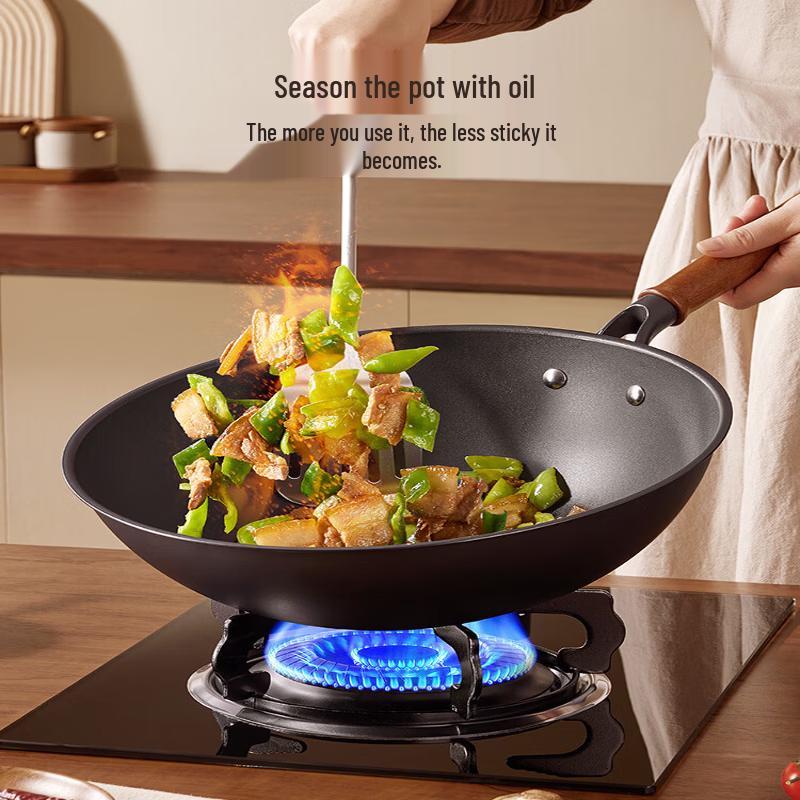 COOKER KING Forged Titanium Iron Wok
