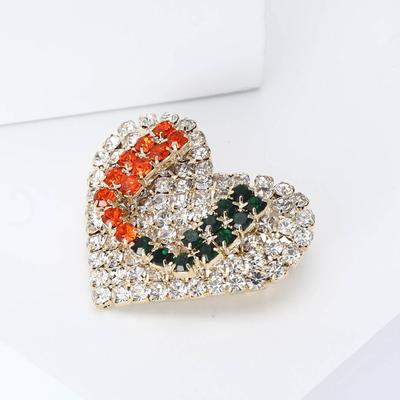 Fashion Alloy Rhinestone U-Shaped Love Brooch Elegant Niche Women'S Suit Coat Corsage Jewelry Pin