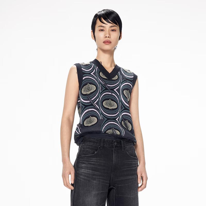 JNBY 2023 Spring Knitted V-Neck Vest 5N2311740