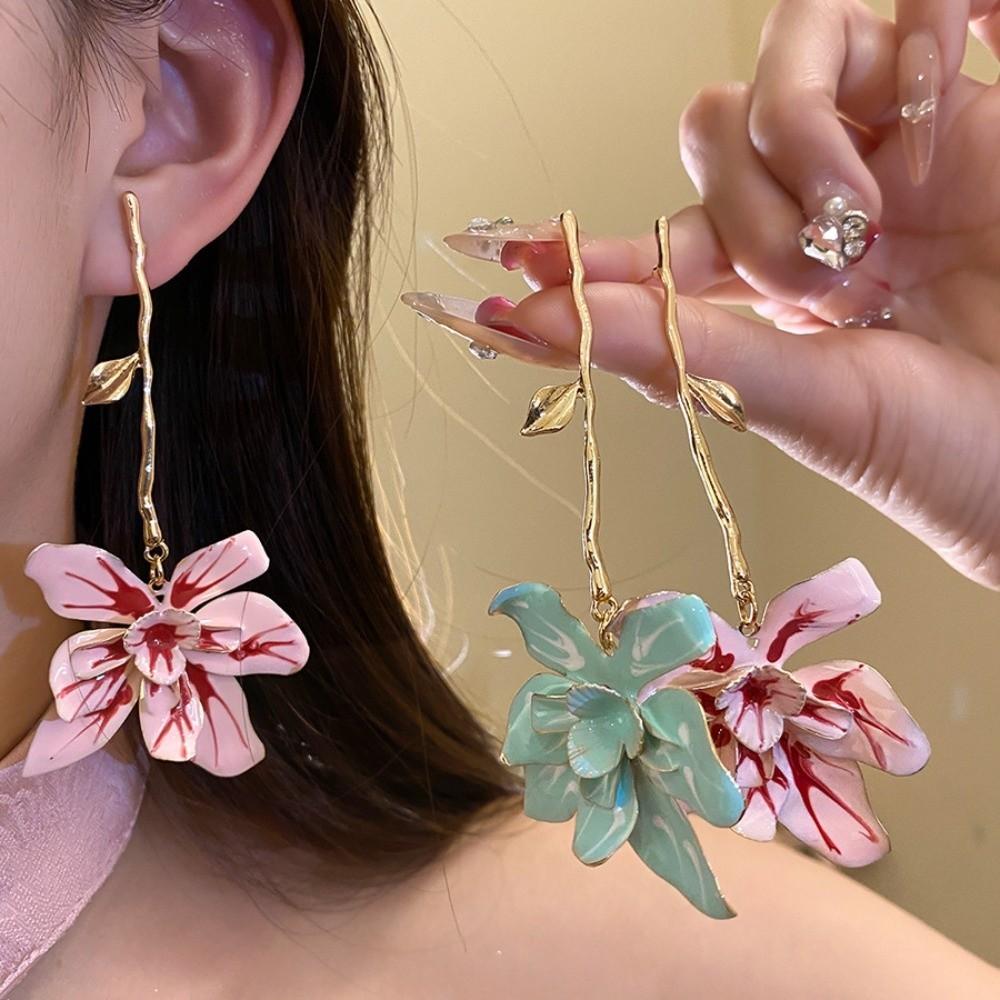 Duże Kwiatowe Emaliowane Kolczyki Wiszące z Kwiatami Cynk Stop Cynku Kolczyki Sztyfty Kolczyki z Kwiatowym Wisiorkiem Wakacje