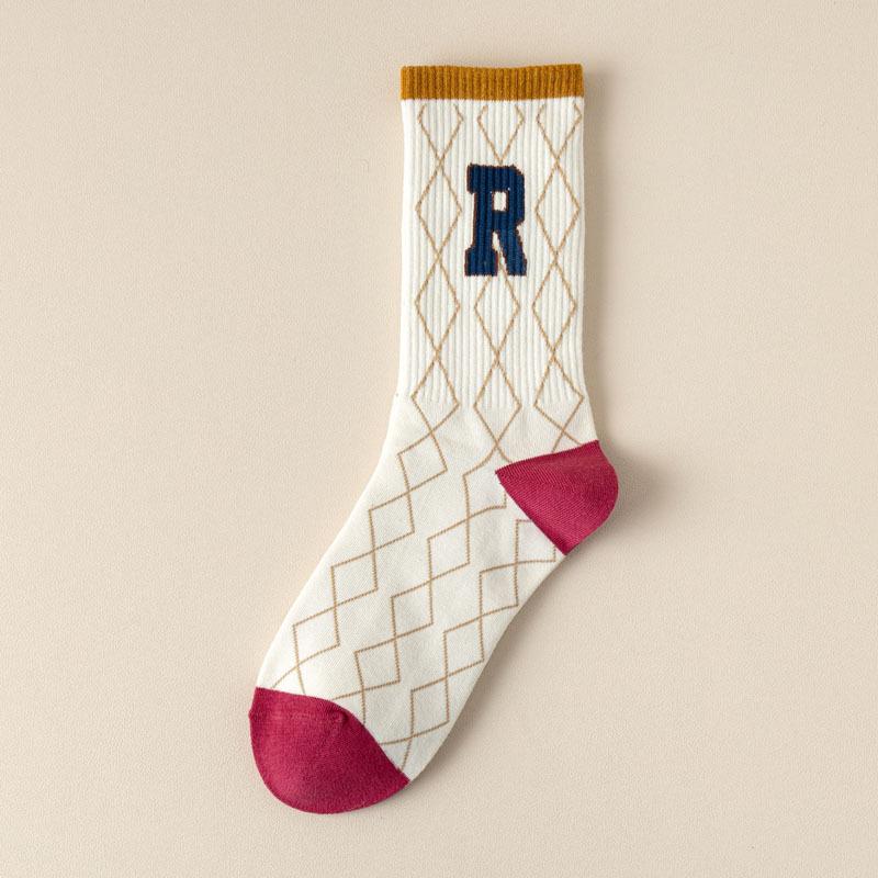 

Осенне-зимние жаккардовые универсальные женские носки для школьного стиля, ретро-повседневные легкие спортивные носки 1 pair