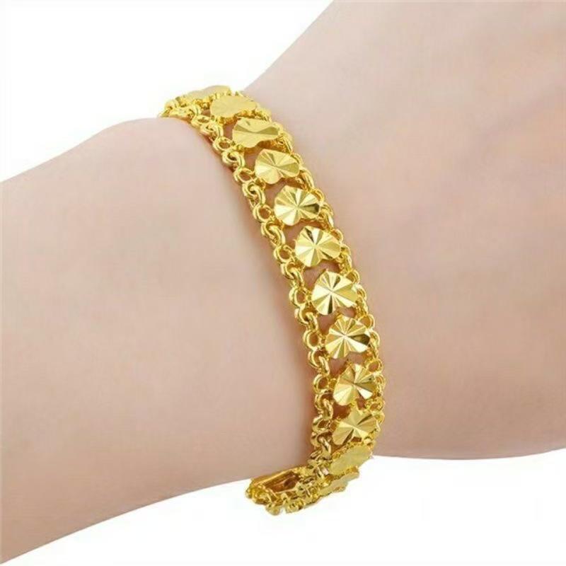 Stylish Gold Carved Love Heart Bracelet for Women - Elegant, Versatile Heart-to-Heart Design.