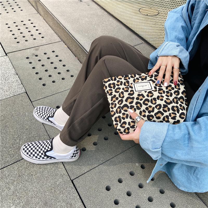 Korean Fashion Leopard & Zebra Print Canvas Makeup Clutch for Women - Convenient Toiletry Storage Bag