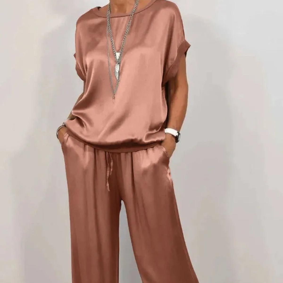 

Casual Loose Satin T Shirt And Pants Two Piece Sets Women Summer Solid Short Sleeve T Shirts Suit Elegant Wide Leg Pants Sets 3XL кавовий