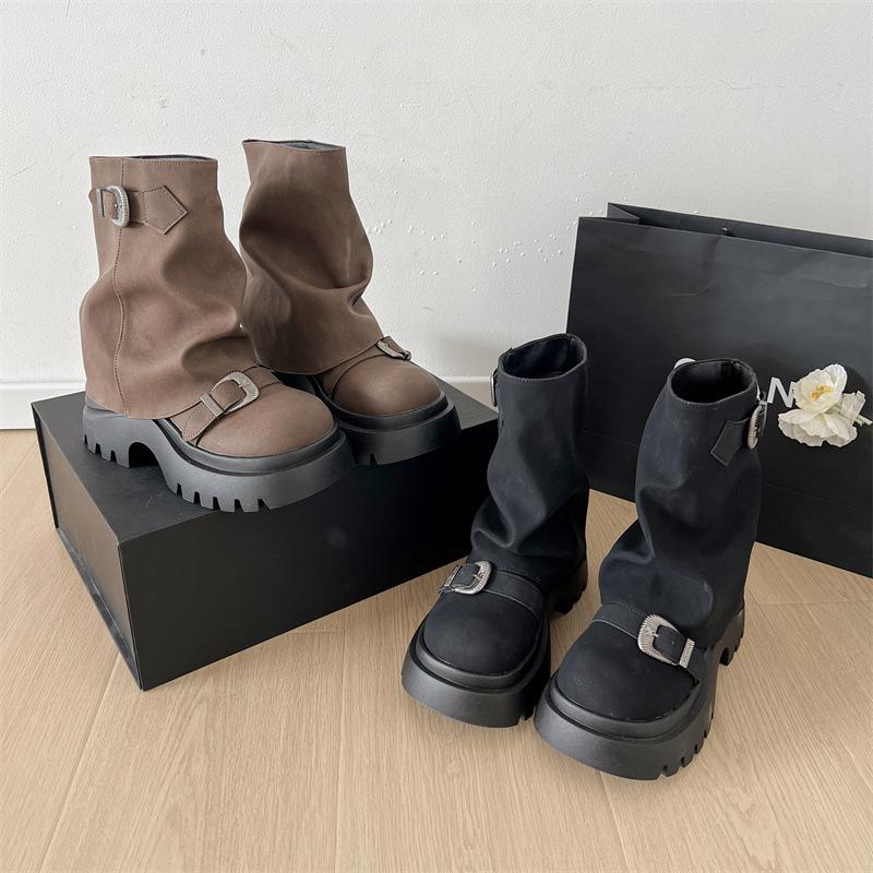 Schwarzer britischer Stil kleiner Mann dicksohlige erhöhende Martin Stiefel Damen 2025 neuer Herbst dünne Hosen kurze Stiefel