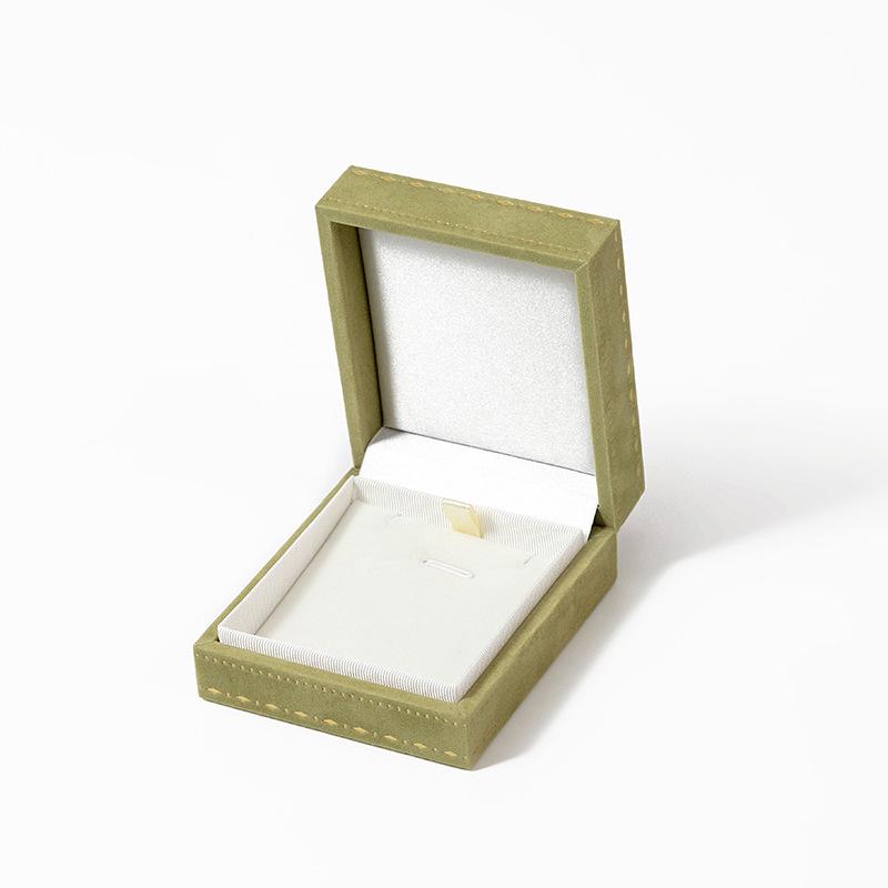 Luxurious Velvet Jewelry Box with Thickened Right-Angle Convex Edges for Rings, Pendants, and Bracelets