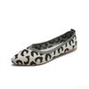 2026 New Fashionable Casual Soft Soled Breathable Women's Shoes Solid Color Shallow Mouth Pointed Knitted Women's Flat Shoes