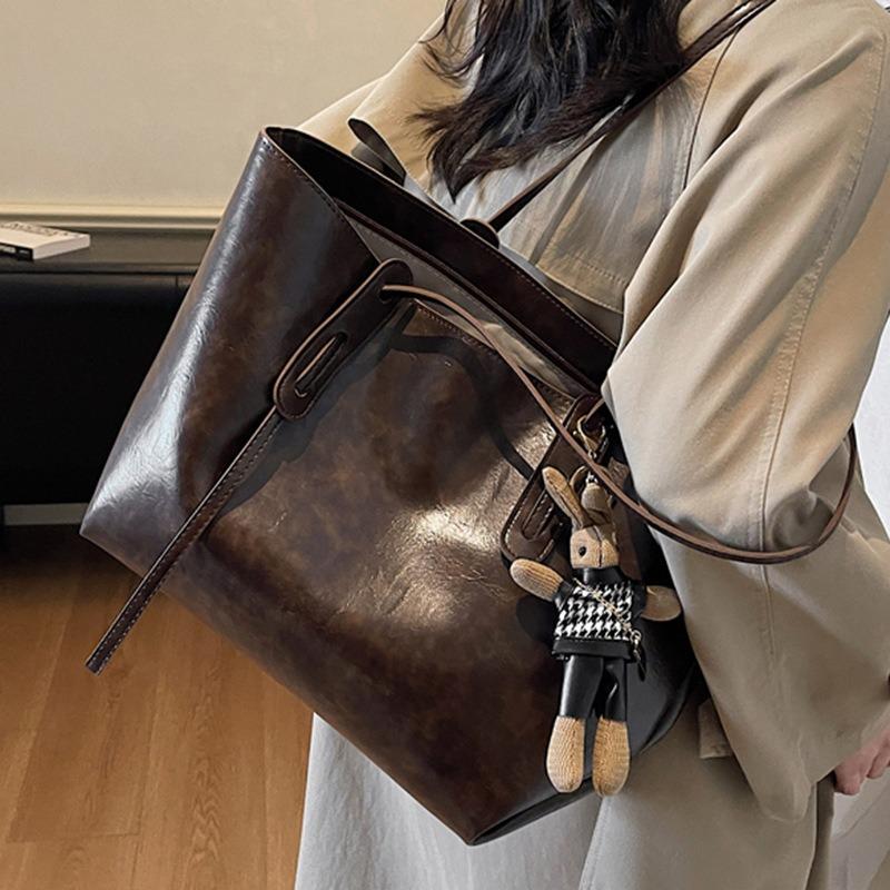 High-value Large-capacity Bag Women's New Trendy Portable Autumn Fashion Tote Commuting Class Shoulder Bag